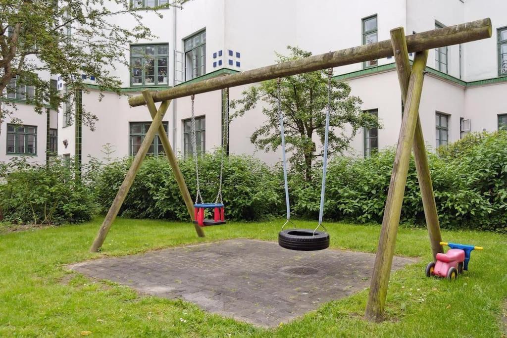 Great Central Walking Distance To Metro